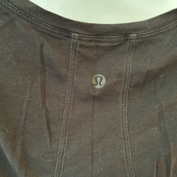 Lululemon Muscle tank - Picture 3 of 3